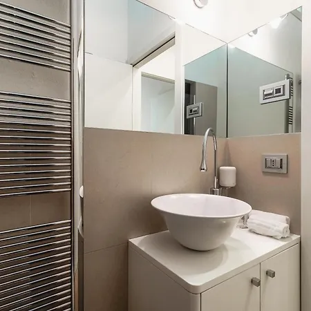 La Casa Di Carlotta - Urban Retreat In Apartment *